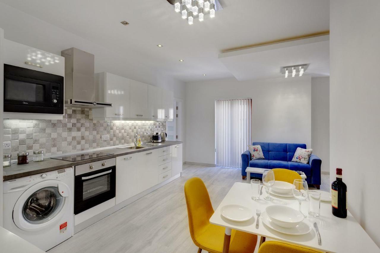 Splendid Apartment, Steps Away From The Sea Sliema Exteriér fotografie