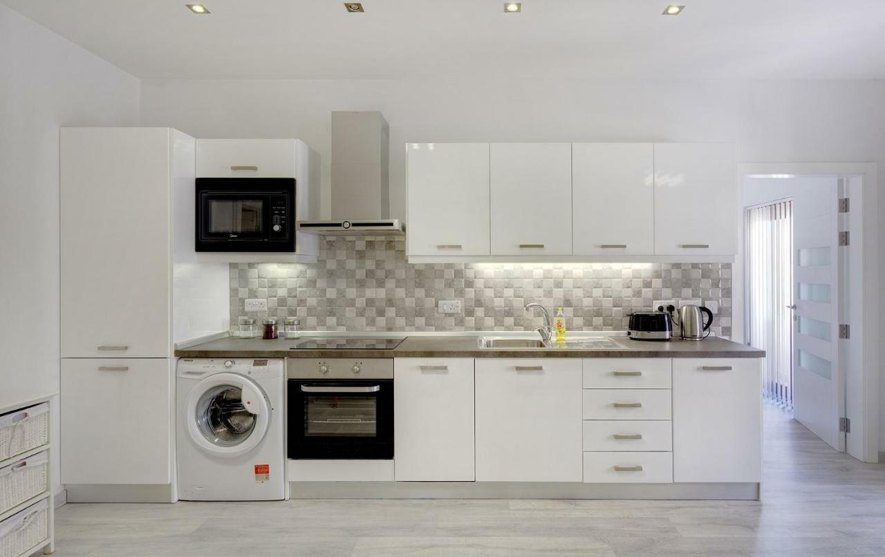 Splendid Apartment, Steps Away From The Sea Sliema Exteriér fotografie